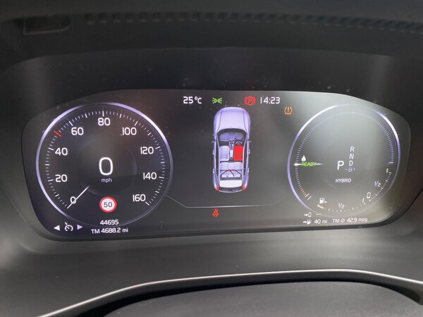 Used Volvo XC40 2022 for sale - 74875621: Photo 47