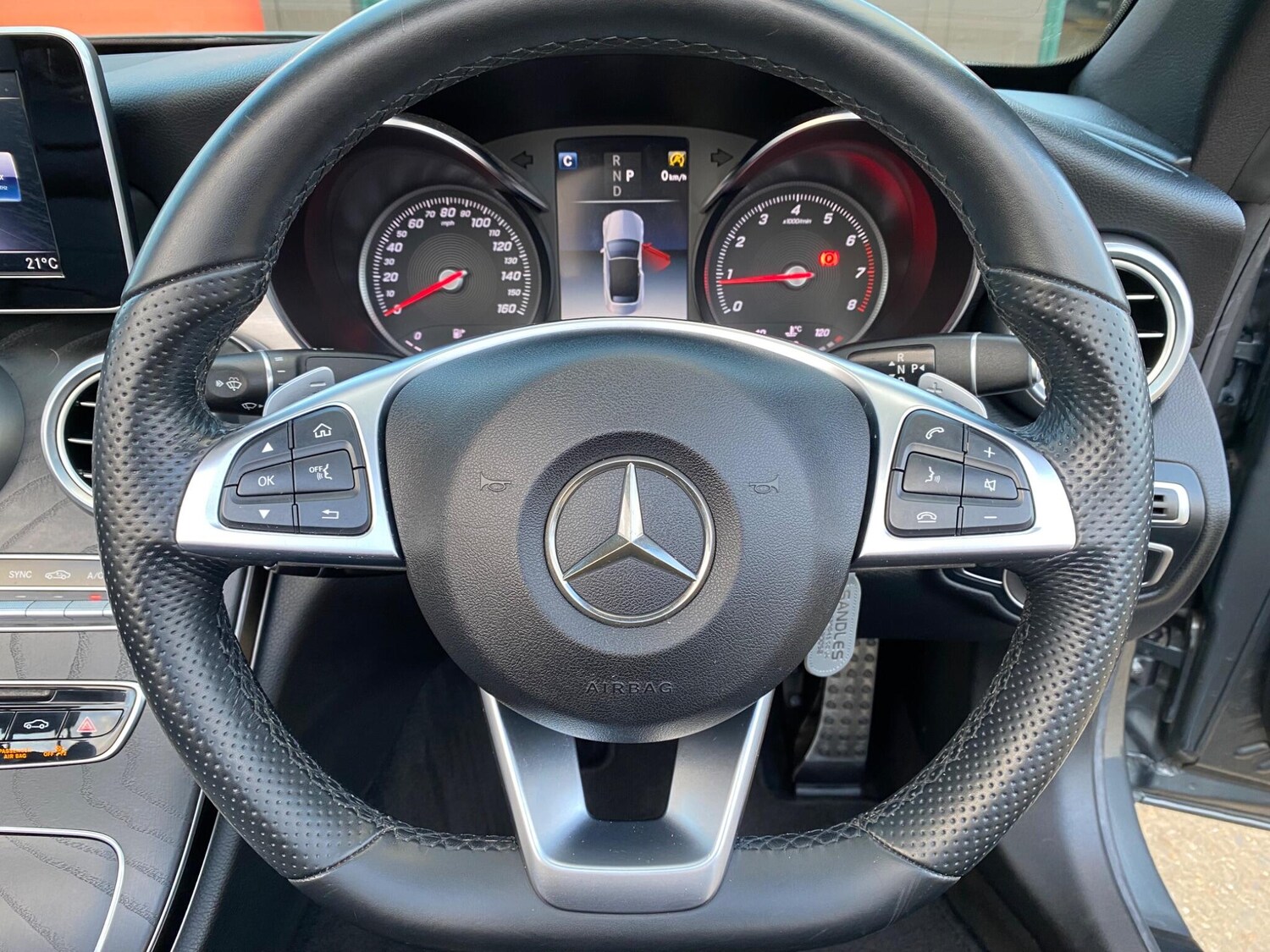 Used Mercedes-Benz C Class 2018 for sale - 77215817: Photo 45