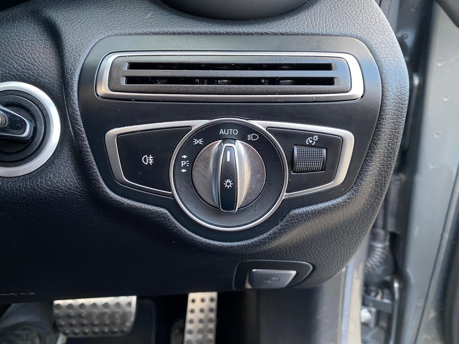 Used Mercedes-Benz C Class 2018 for sale - 77215817: Photo 50