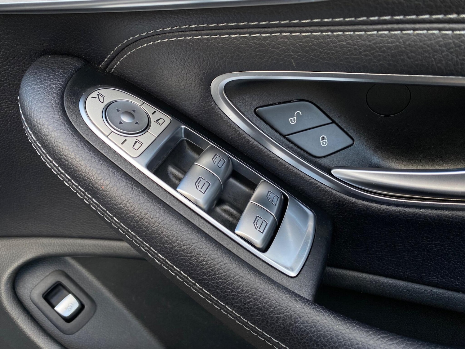 Used Mercedes-Benz C Class 2018 for sale - 77215817: Photo 51