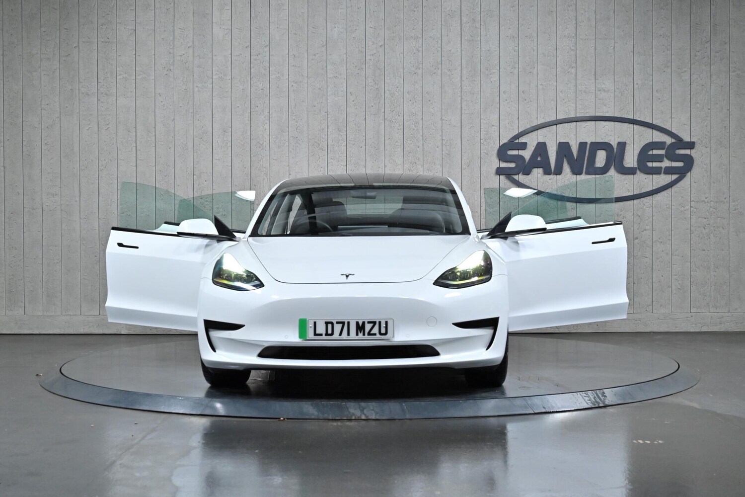 Used Tesla Model 3 2021 for sale - 76850245: Photo 10