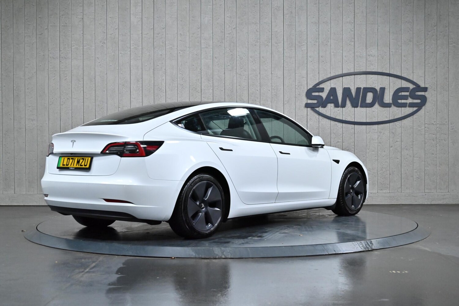 Used Tesla Model 3 2021 for sale - 76850245: Photo 6