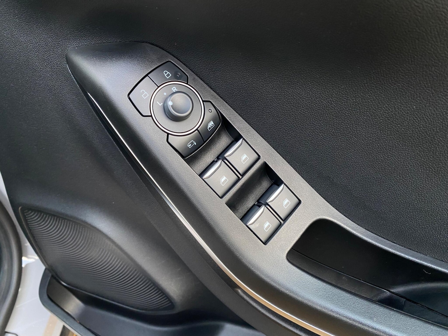 Used Ford Puma 2023 for sale - 76742614: Photo 53