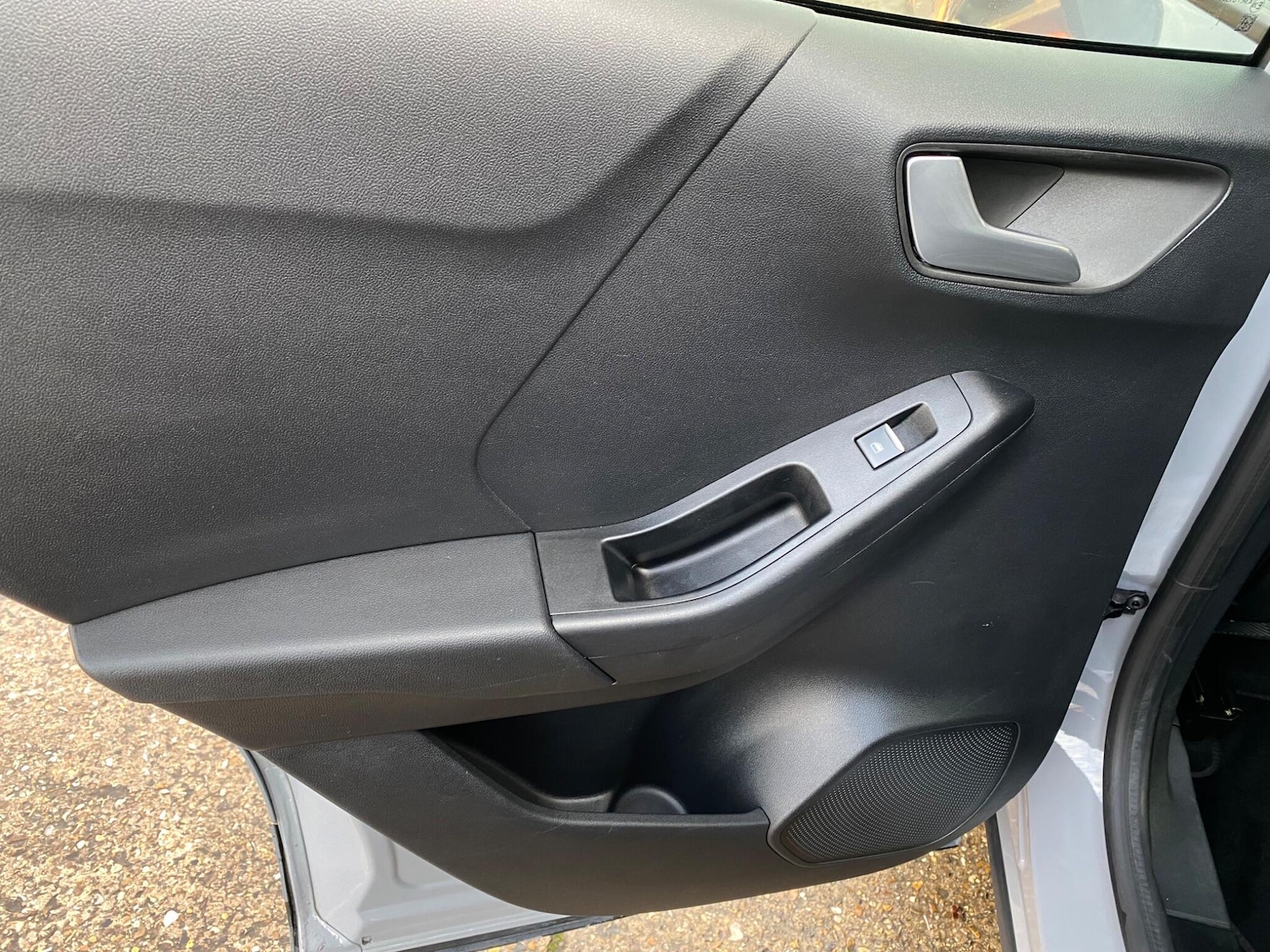 Used Ford Puma 2023 for sale - 76742614: Photo 55