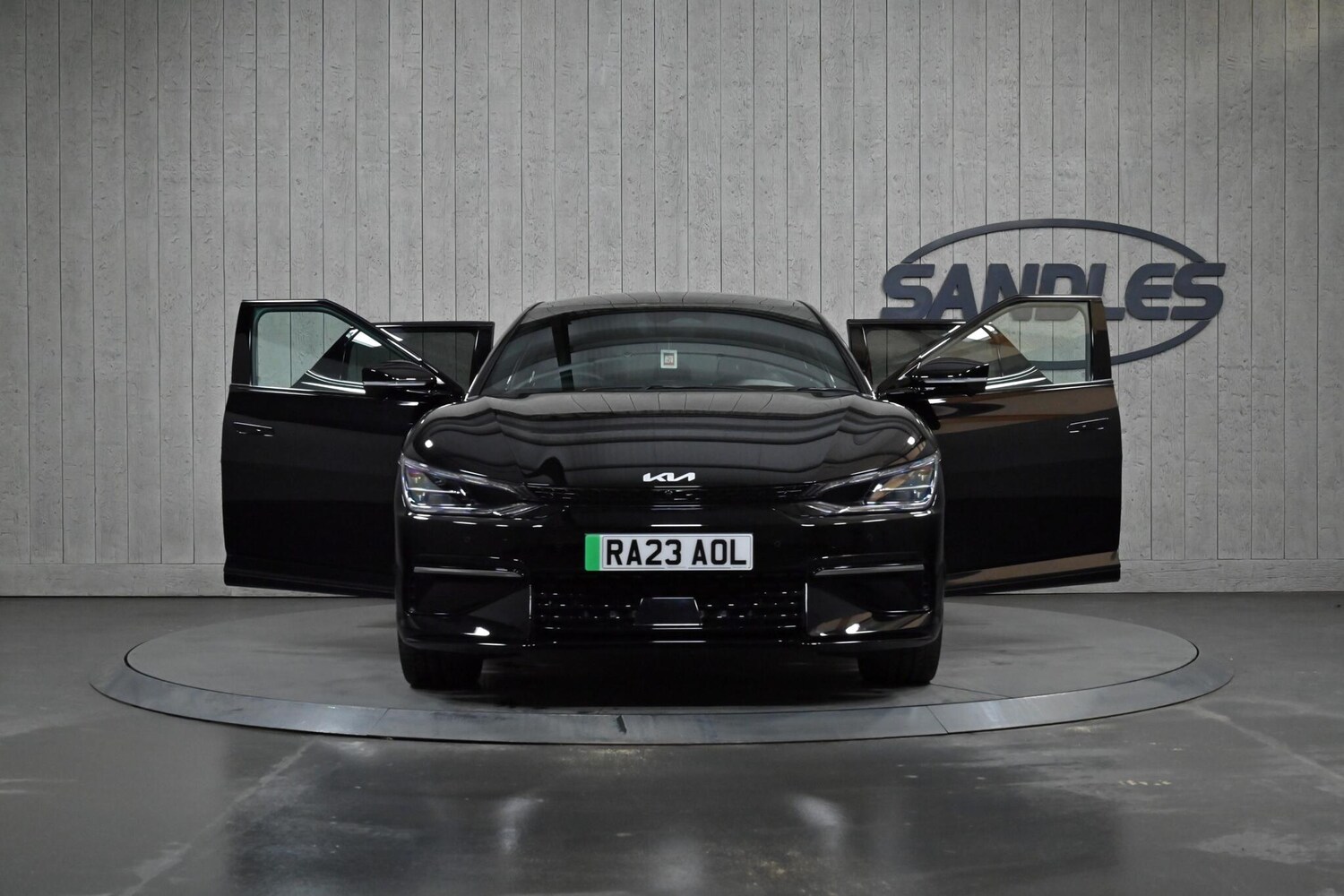 Used Kia EV6 2023 for sale - 77174533: Photo 10