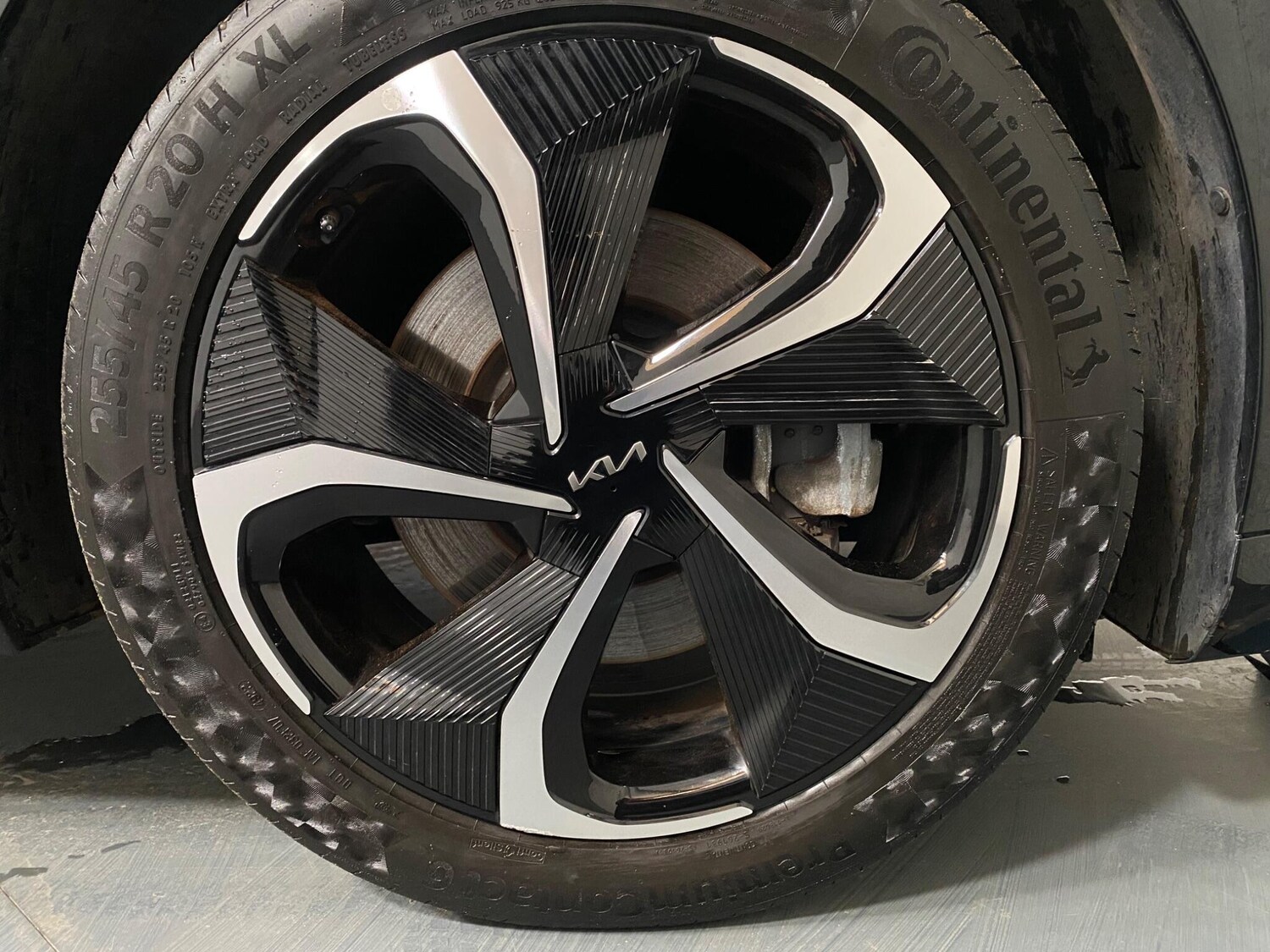 Used Kia EV6 2023 for sale - 77174533: Photo 19