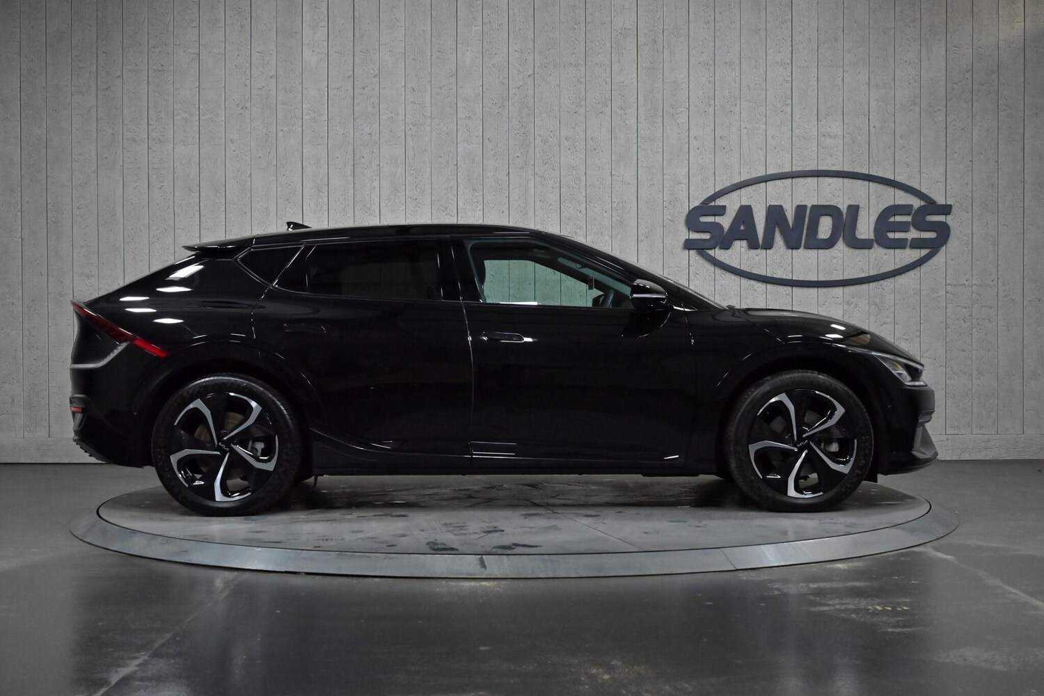 Used Kia EV6 2023 for sale - 77174533: Photo 3