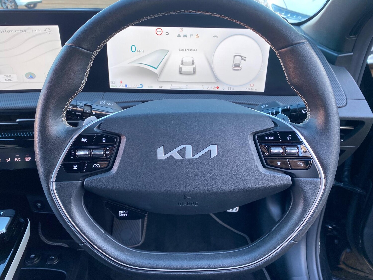 Used Kia EV6 2023 for sale - 77174533: Photo 44