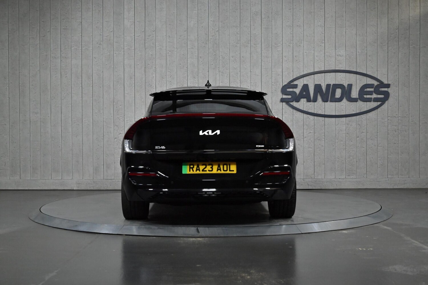 Used Kia EV6 2023 for sale - 77174533: Photo 5