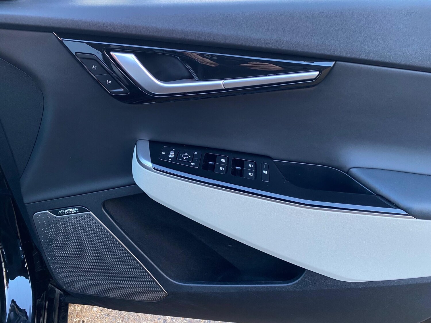 Used Kia EV6 2023 for sale - 77174533: Photo 53