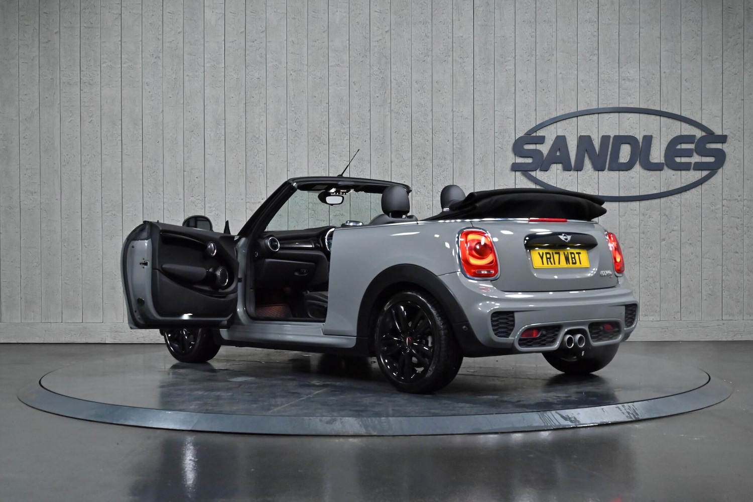 Used MINI Convertible 2017 for sale - 77230036: Photo 12