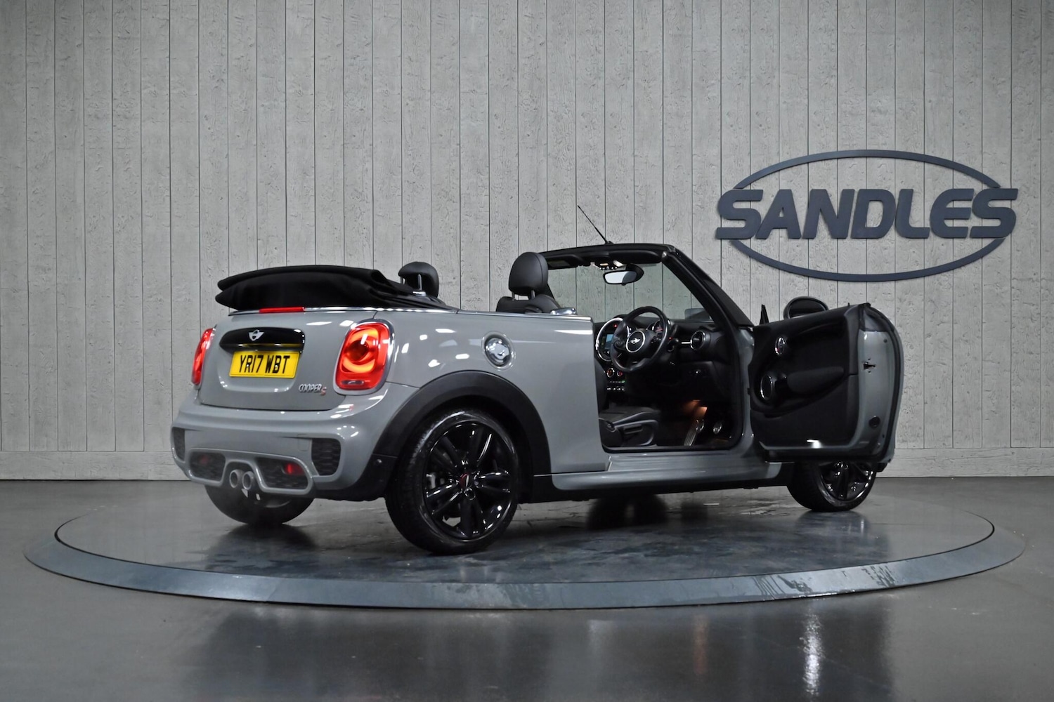 Used MINI Convertible 2017 for sale - 77230036: Photo 14