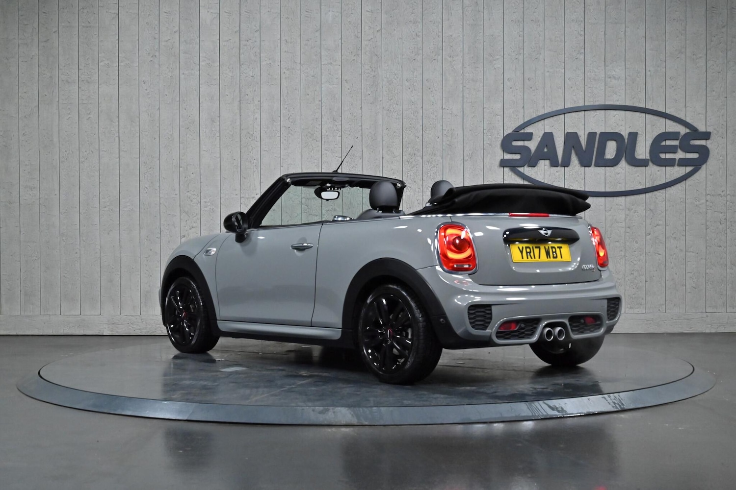 Used MINI Convertible 2017 for sale - 77230036: Photo 4