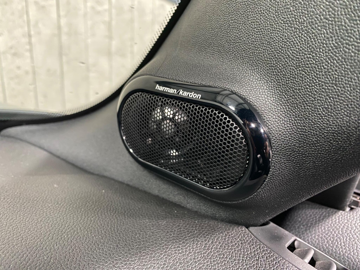 Used MINI Convertible 2017 for sale - 77230036: Photo 46