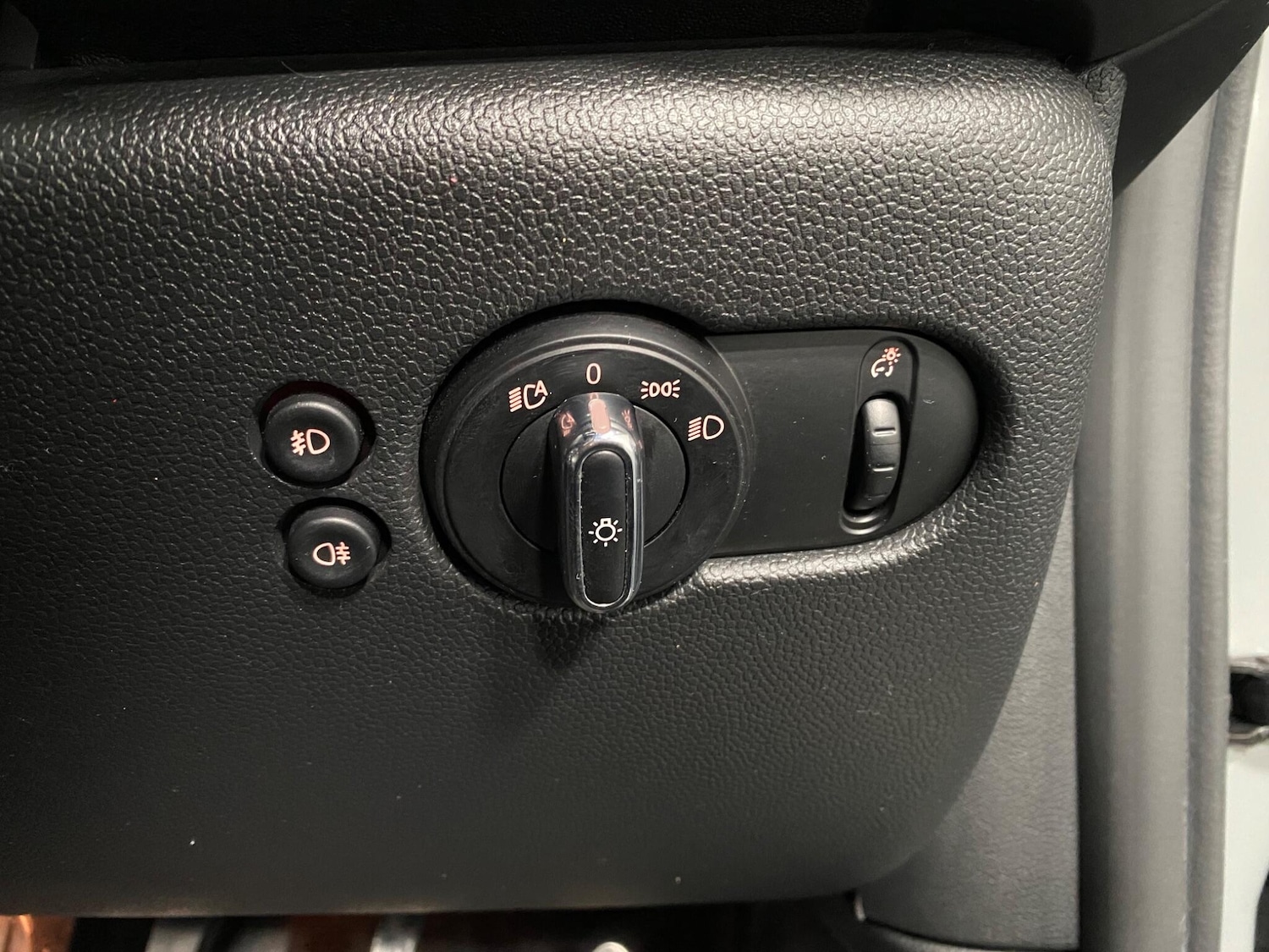 Used MINI Convertible 2017 for sale - 77230036: Photo 47