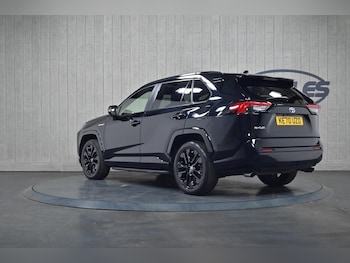 Used Toyota RAV4 2020 for sale - 75808923: Photo 4