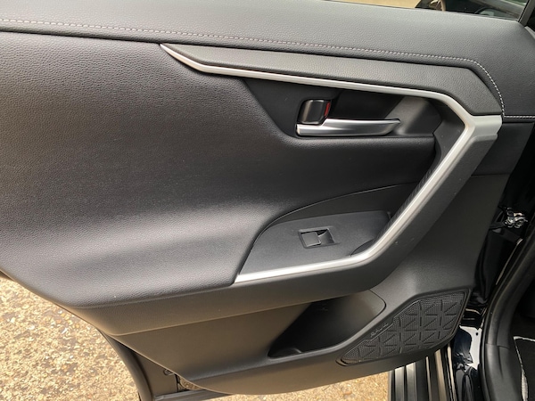 Used Toyota RAV4 2020 for sale - 75808923: Photo 51