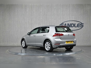 Used Volkswagen Golf 2017 for sale - 78849155: Photo