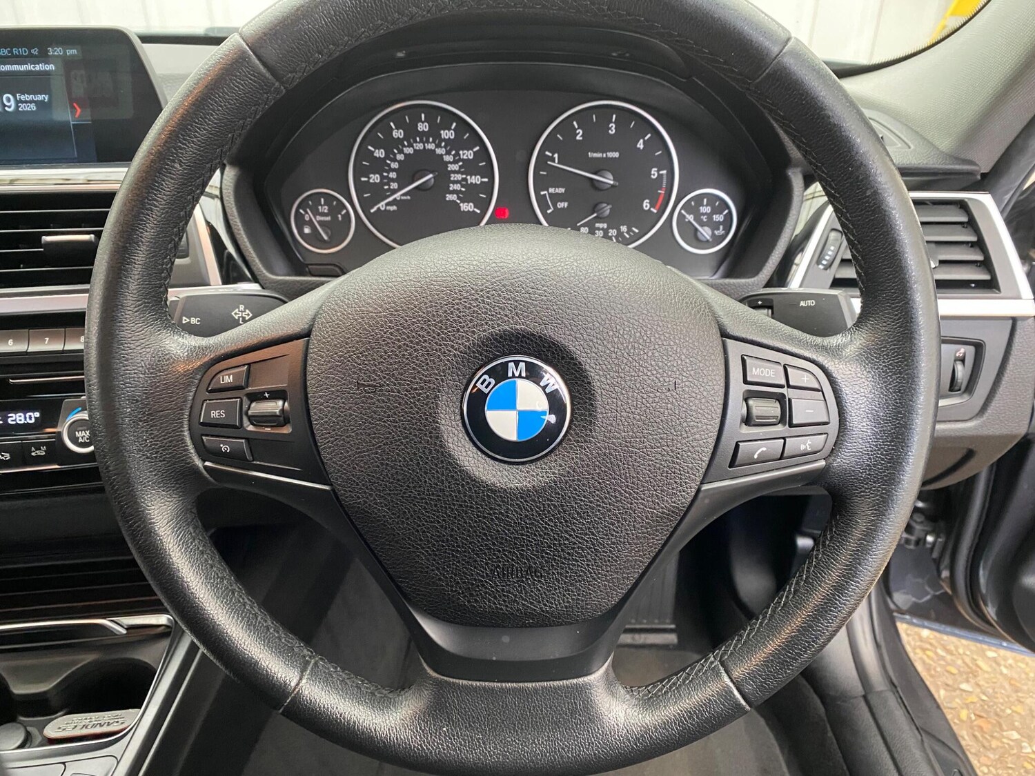 Used BMW 3 Series 2017 for sale - 77611565: Photo 43