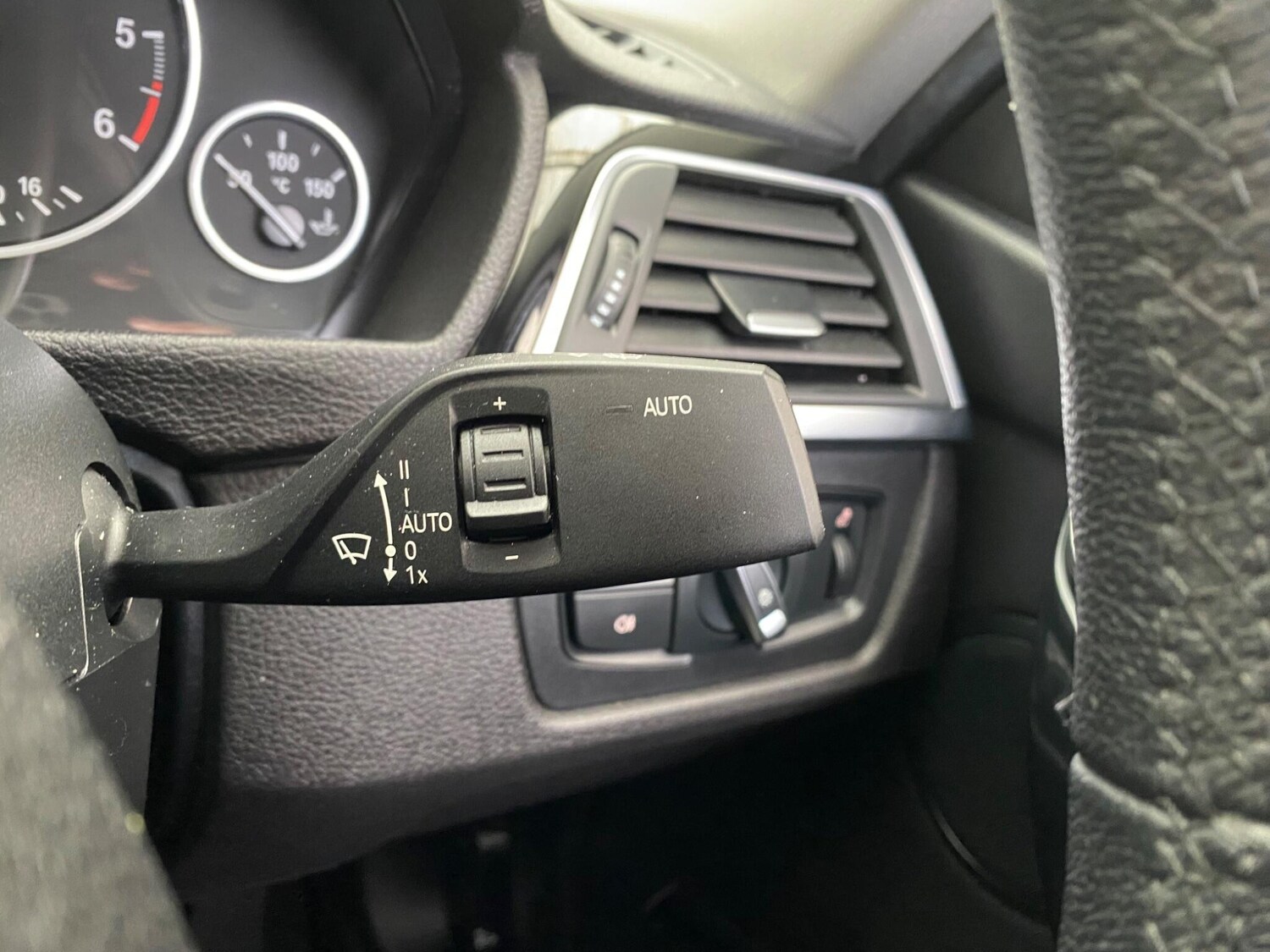 Used BMW 3 Series 2017 for sale - 77611565: Photo 44