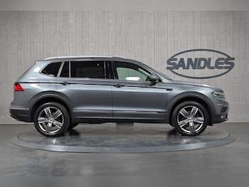 Used Volkswagen Tiguan Allspace 2020 for sale - 75279399: Photo