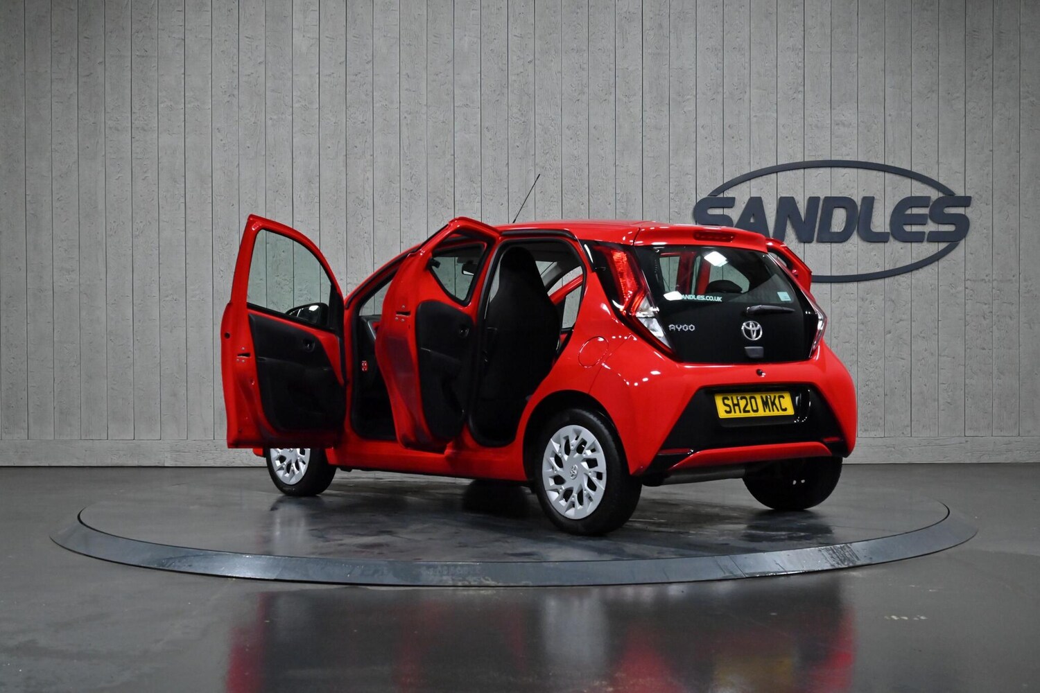 Used Toyota AYGO 2020 for sale - 77081938: Photo 12