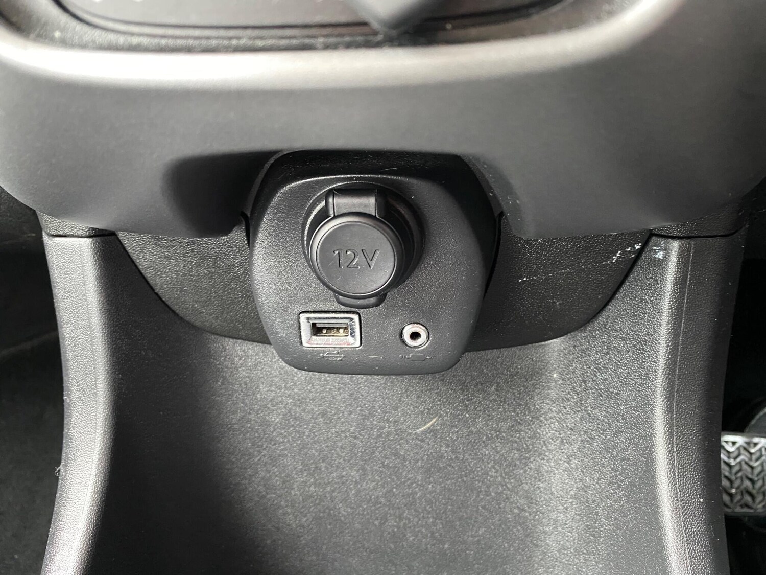 Used Toyota AYGO 2020 for sale - 77081938: Photo 40