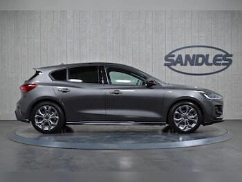 Used Ford Focus 2023 for sale - 76996201: Photo