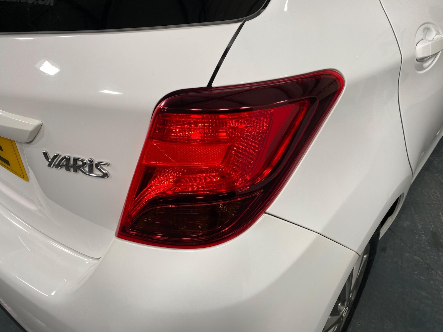 Used Toyota Yaris 2017 for sale - 77081608: Photo 22