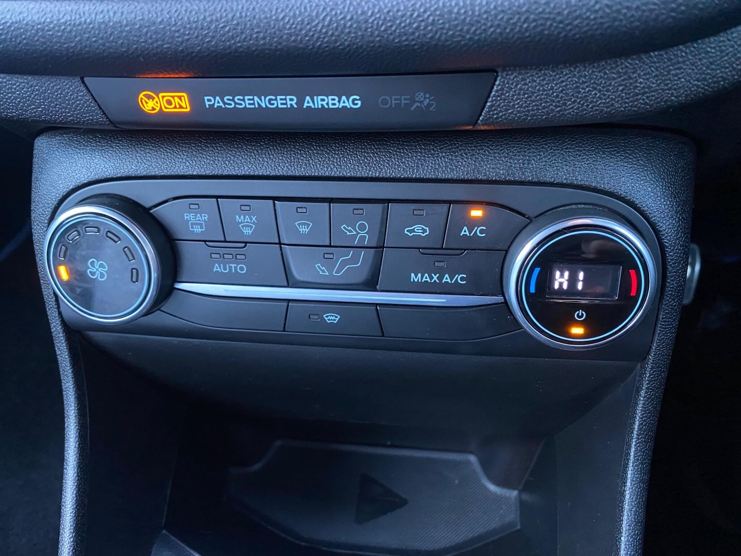 Used Ford Fiesta 2018 for sale - 76307048: Photo 38