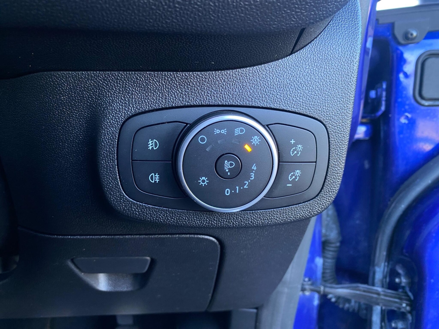 Used Ford Fiesta 2018 for sale - 76307048: Photo 48