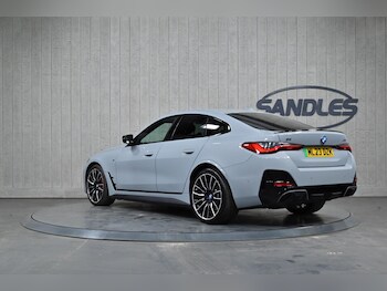 Used BMW i4 2023 for sale - 77456399: Photo