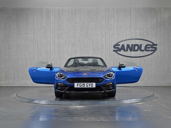 Used Abarth 124 Spider 2019 for sale - 78873392: Photo