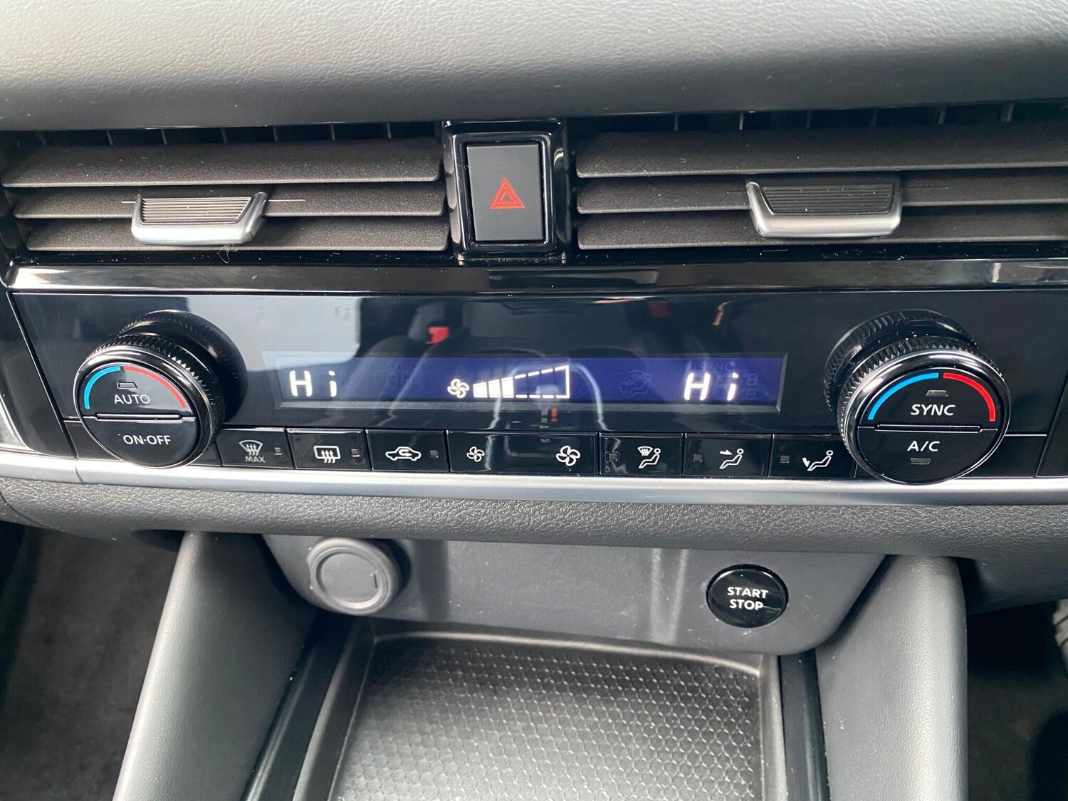 Used Nissan Qashqai 2023 for sale - 76965102: Photo 37