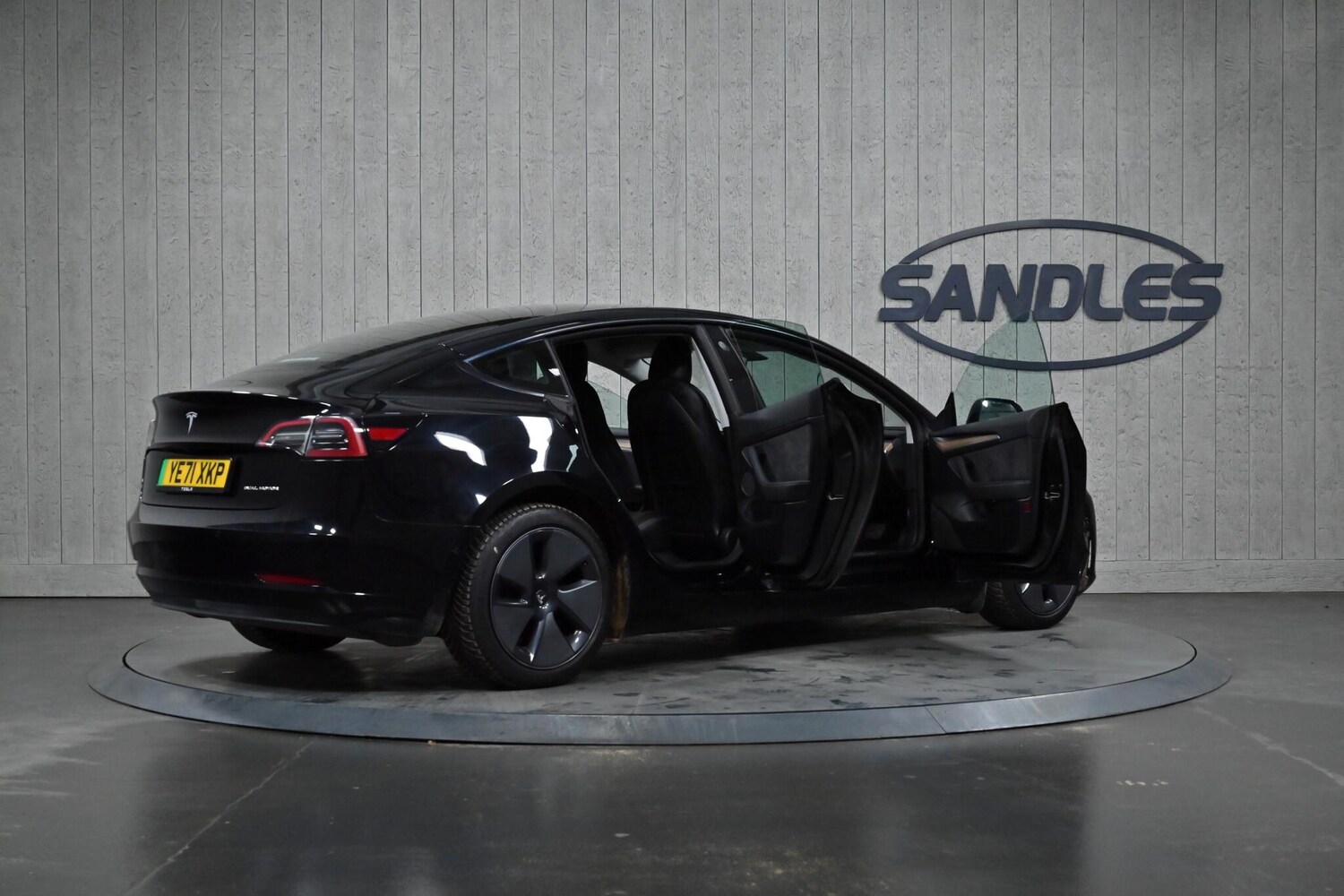 Used Tesla Model 3 2021 for sale - 76965615: Photo 14