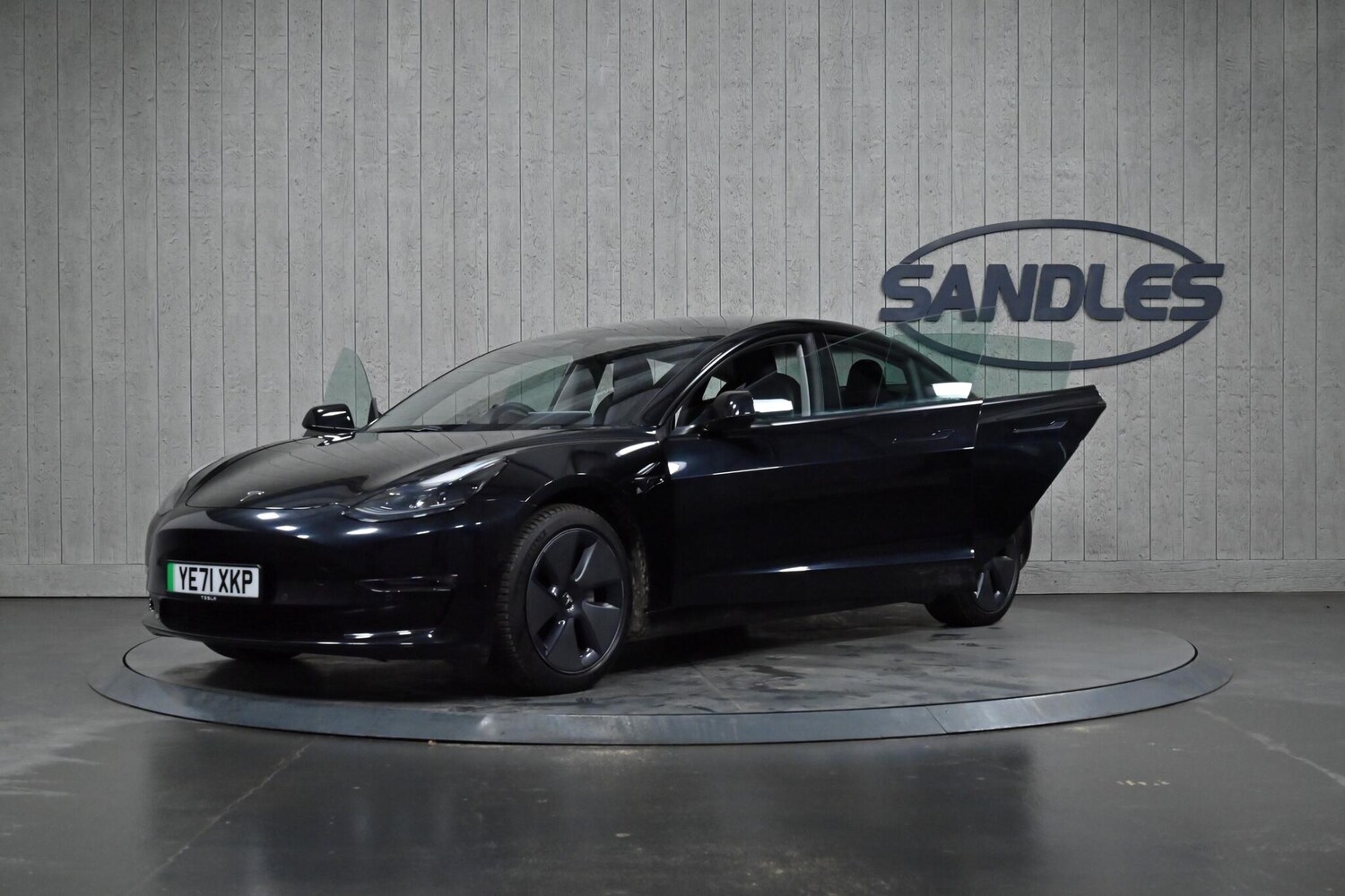 Used Tesla Model 3 2021 for sale - 76965615: Photo 15