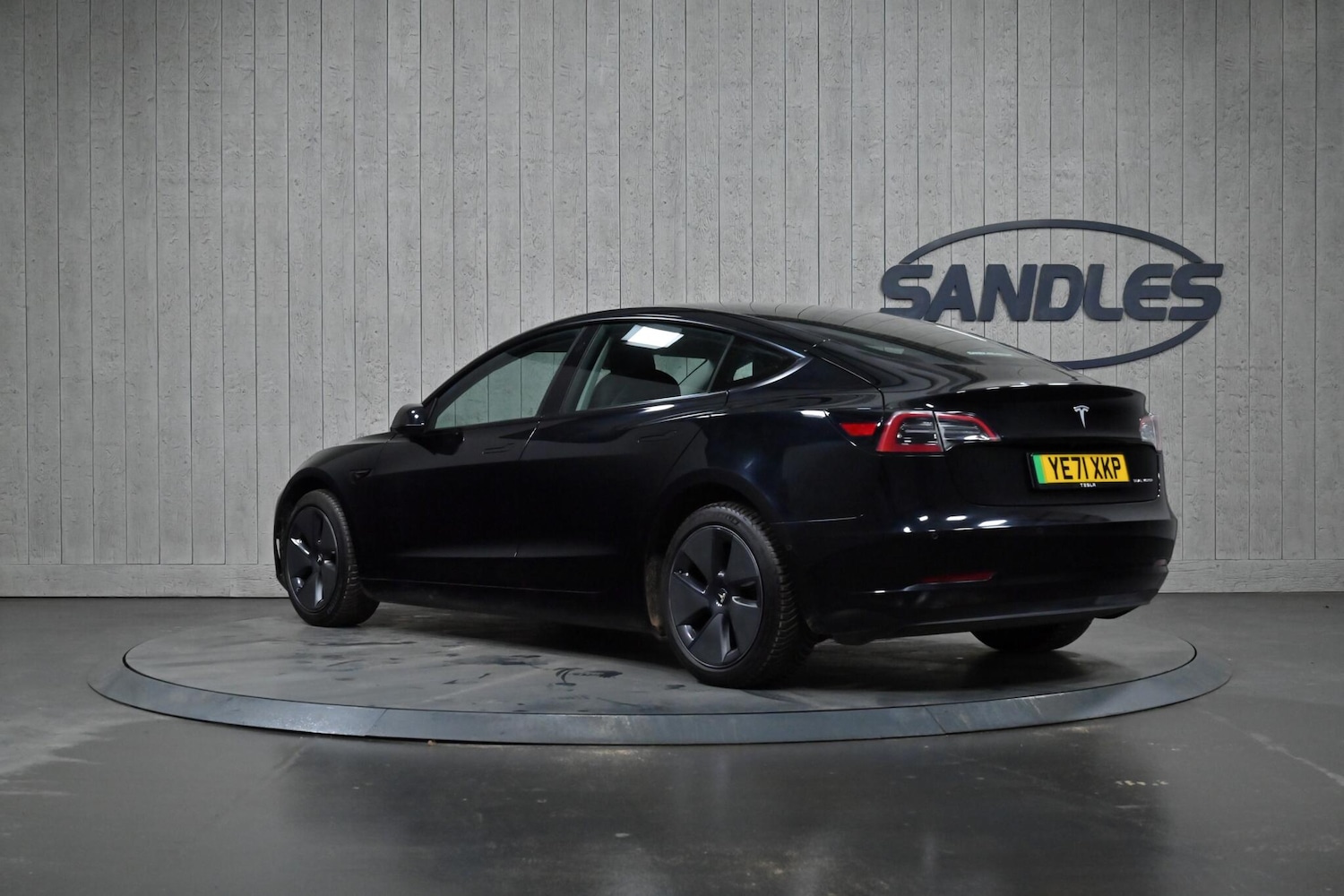 Used Tesla Model 3 2021 for sale - 76965615: Photo 4