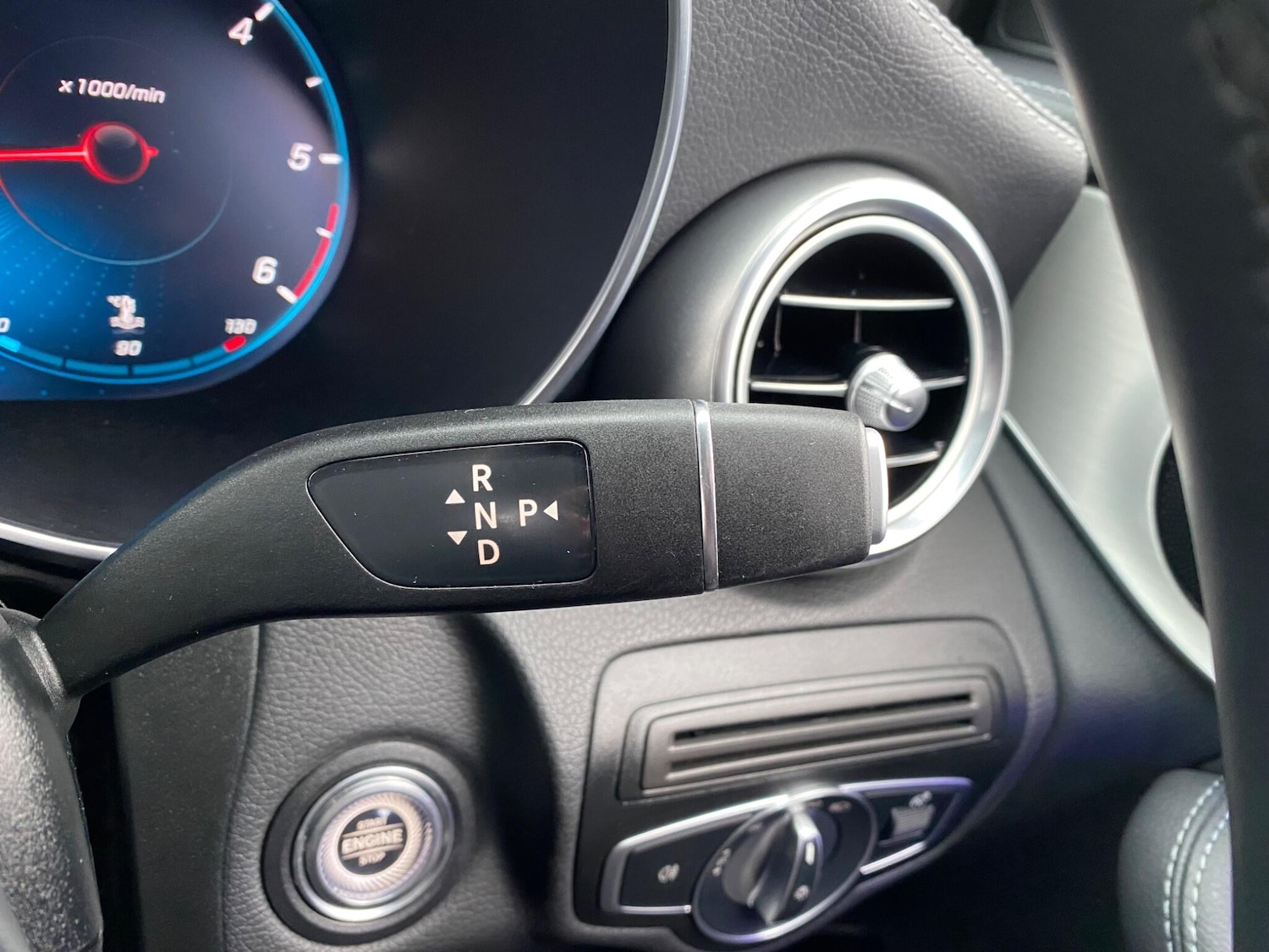 Used Mercedes-Benz GLC 2022 for sale - 76913145: Photo 45