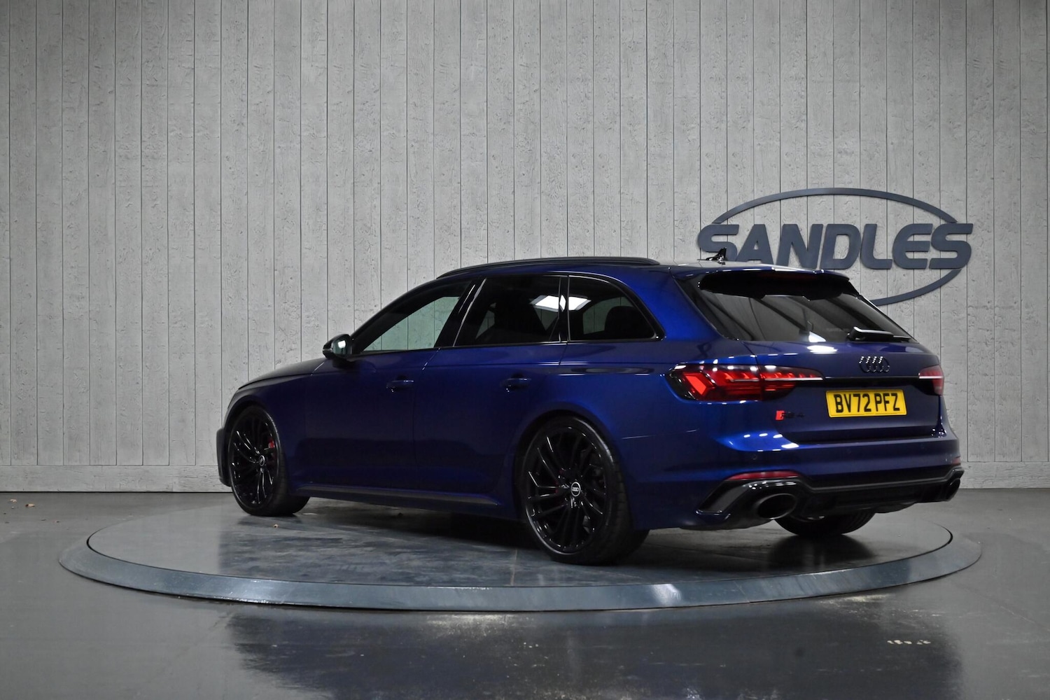 Used Audi RS4 Avant for sale - 77853409: Photo 4