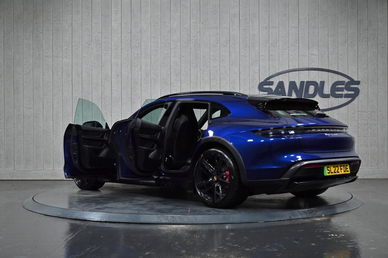 Used Porsche Taycan 2022 for sale - 77808802: Photo 13