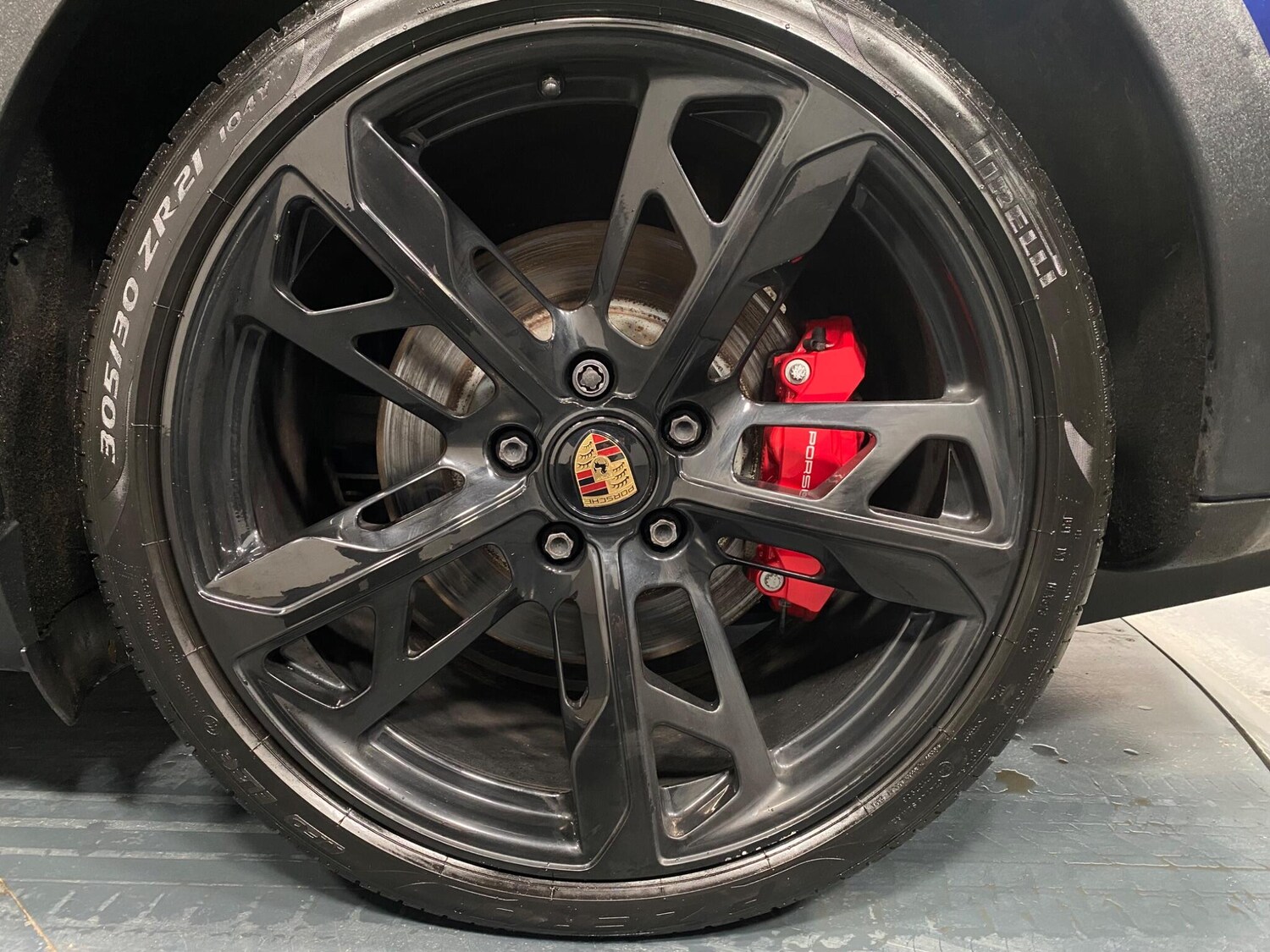 Used Porsche Taycan 2022 for sale - 77808802: Photo 18