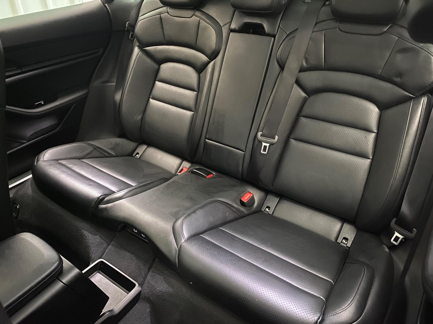 Used Porsche Taycan 2022 for sale - 77808802: Photo 30