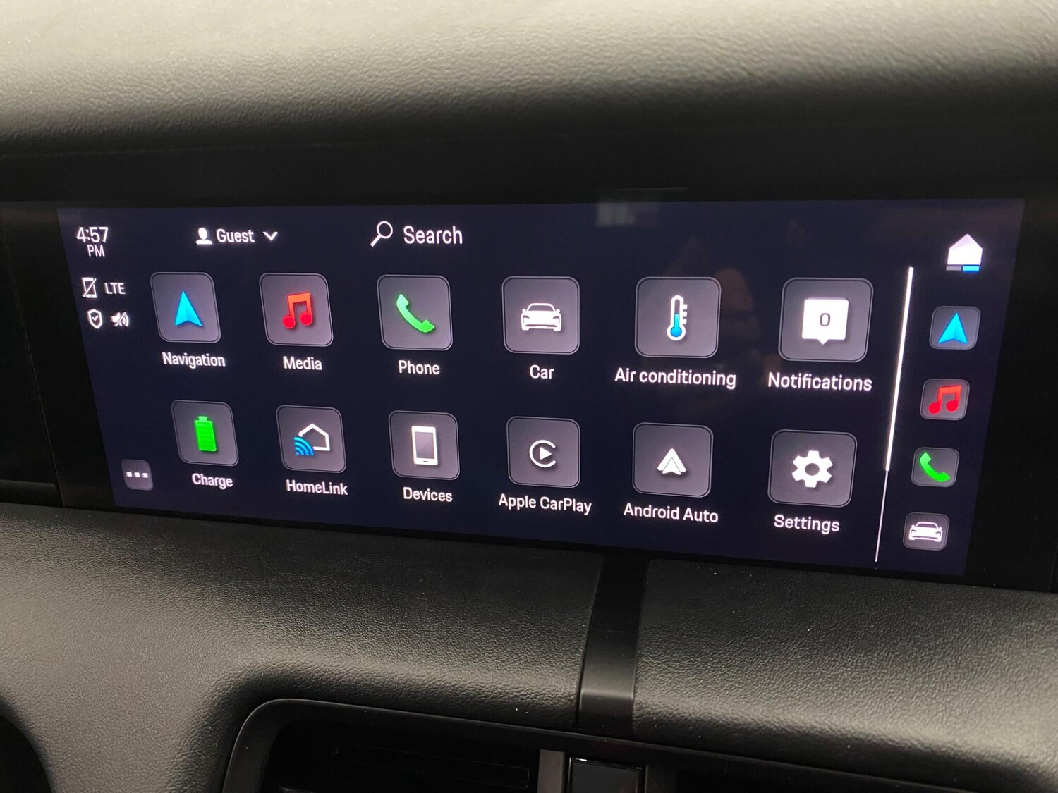 Used Porsche Taycan 2022 for sale - 77808802: Photo 35