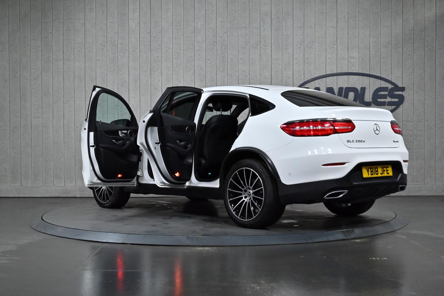 Used Mercedes-Benz GLC 2018 for sale - 76993390: Photo 12