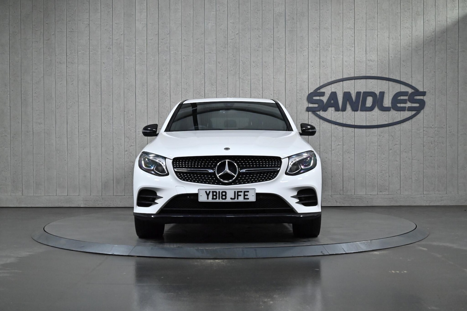 Used Mercedes-Benz GLC 2018 for sale - 76993390: Photo 2