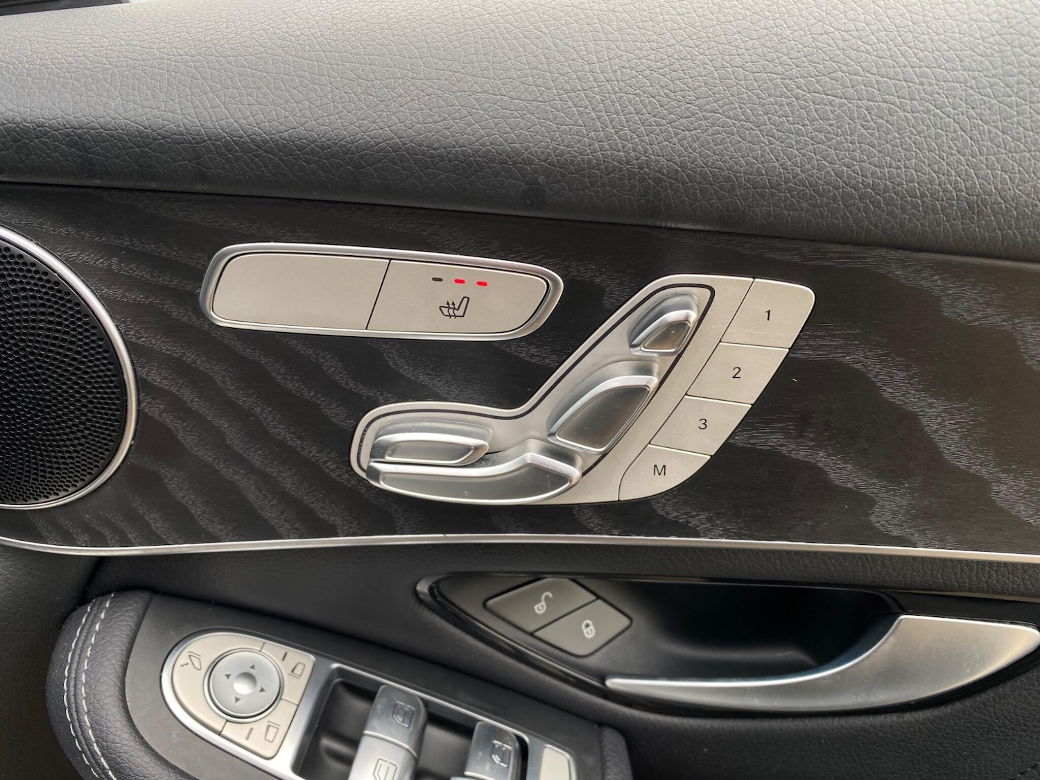 Used Mercedes-Benz GLC 2018 for sale - 76993390: Photo 47