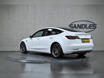 Used Tesla Model 3 2021 for sale - 77040427: Photo