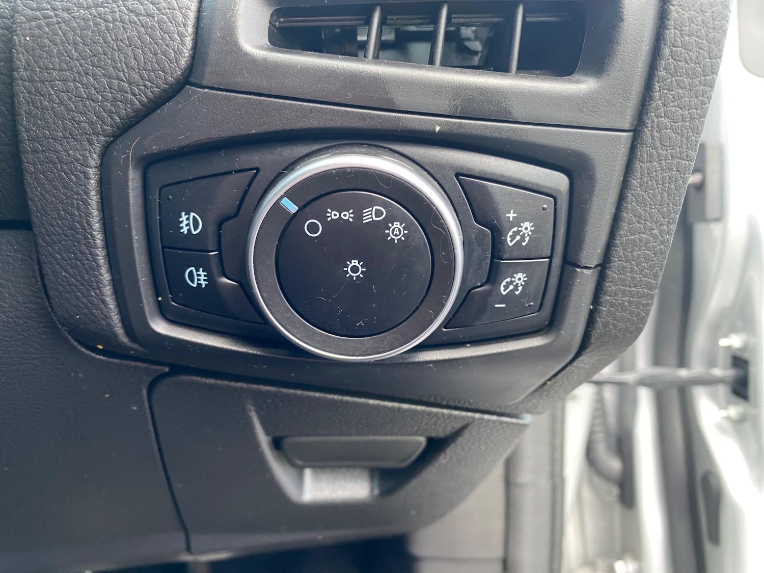 Used Ford Focus for sale - 76472445: Photo 40