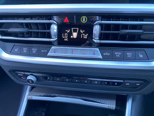 Used BMW 3 Series 2021 for sale - 75492729: Photo 38