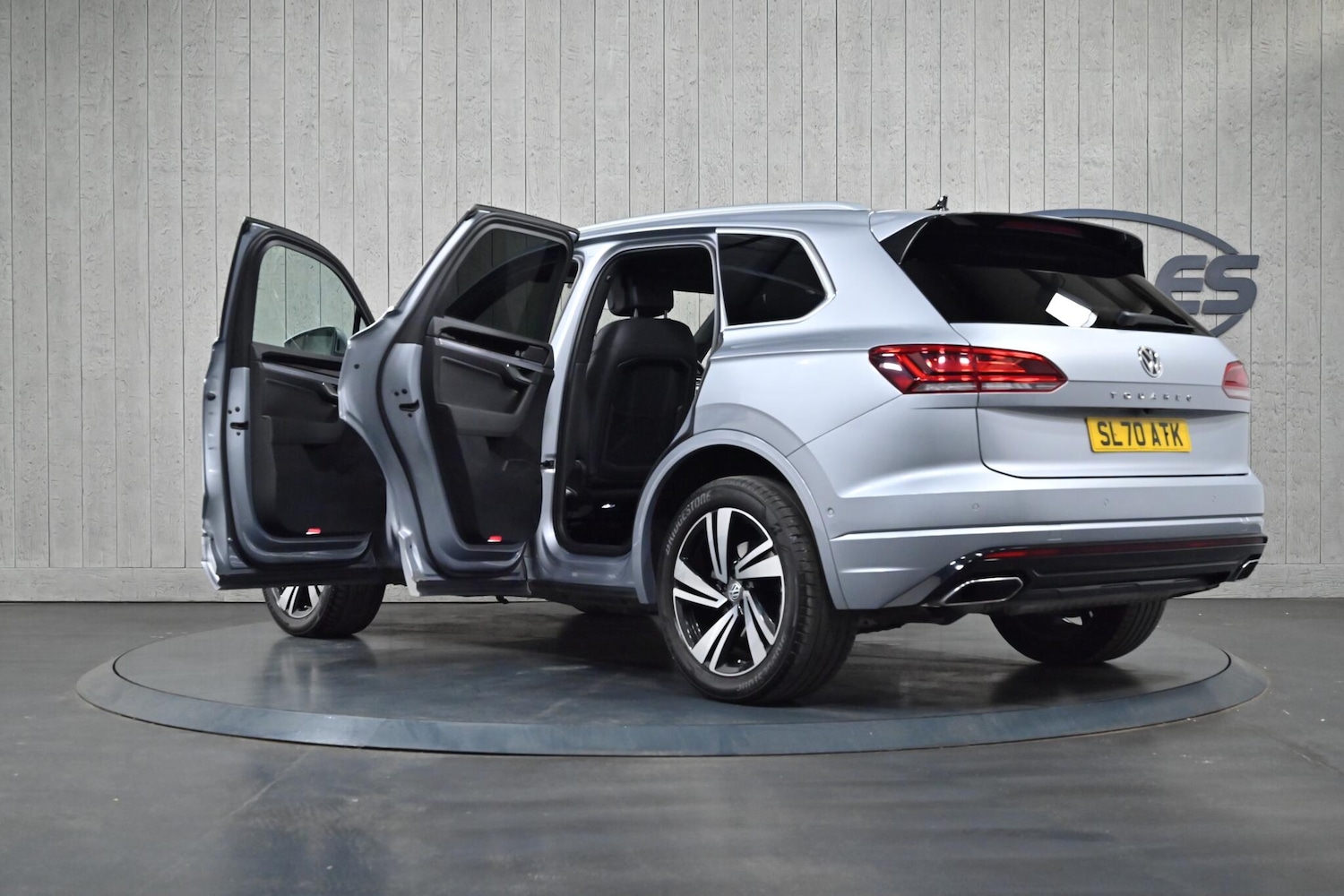 Used Volkswagen Touareg 2020 for sale - 75905922: Photo 11